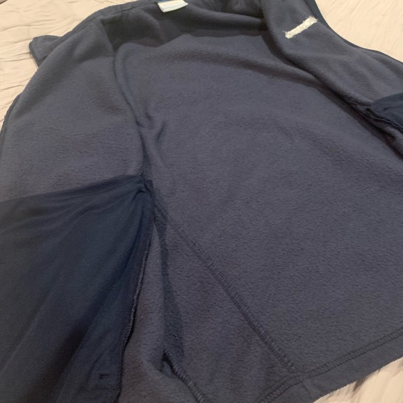 Mens Columbia Vest - Picture 4 of 4